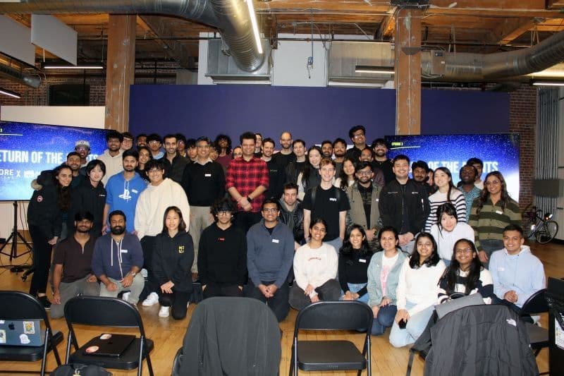 AI Valley Return of the Agents hackathon — 500+ builders